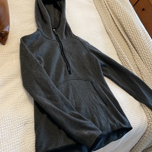 Grey - Picture 2 of 4